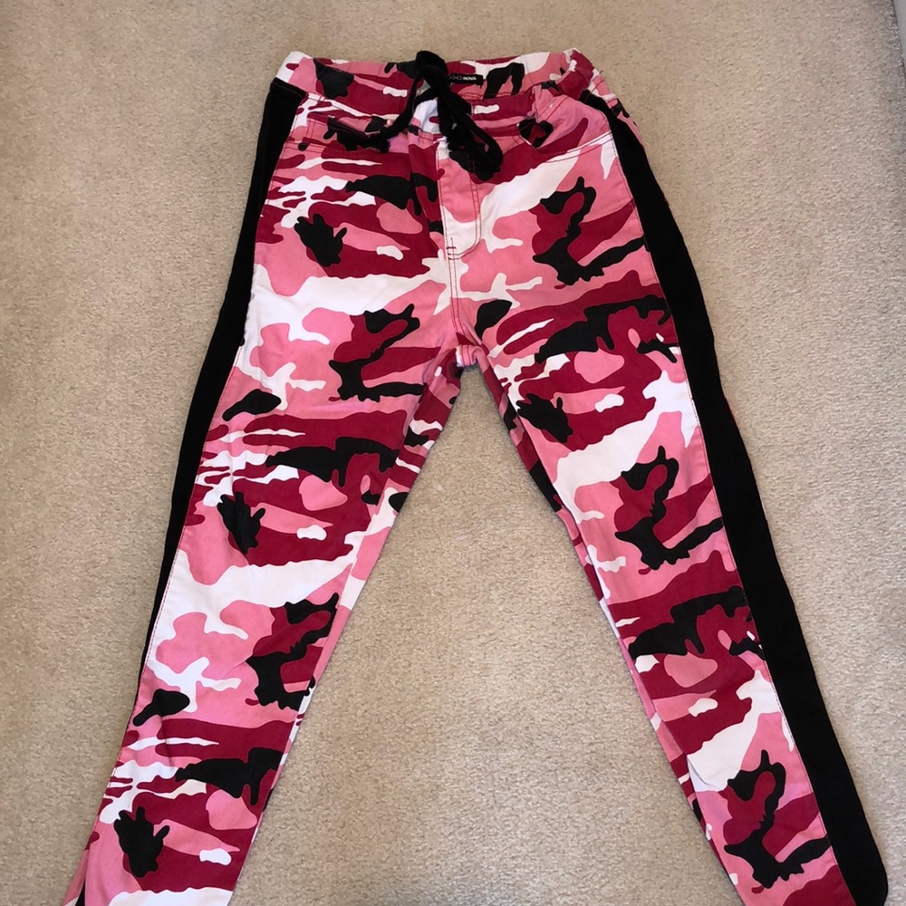 Fashion Nova- Pink Camo Joggers